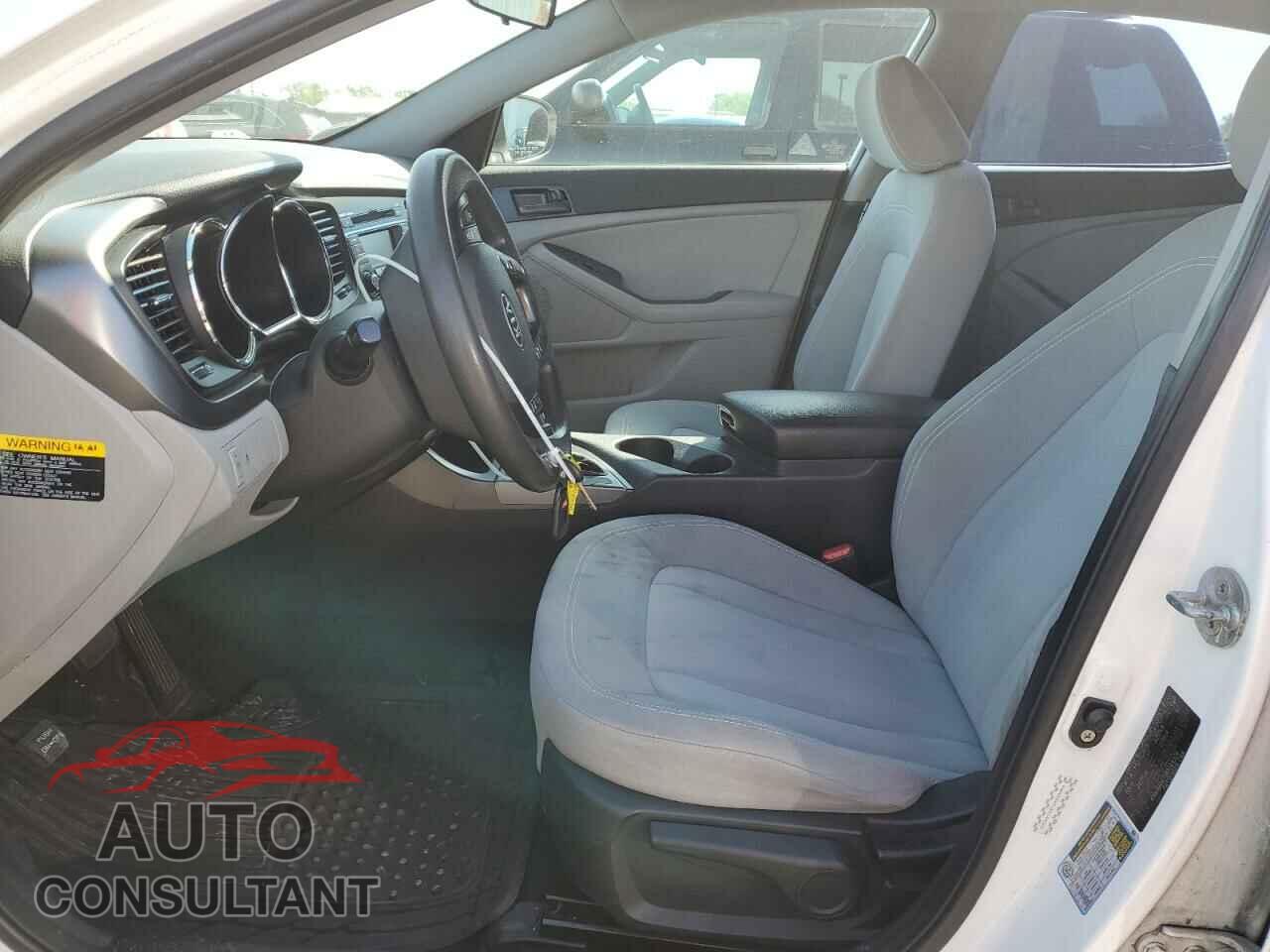KIA OPTIMA 2011 - KNAGM4A71B5144326