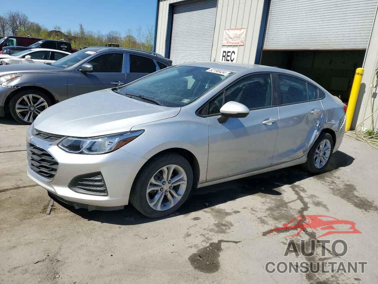 CHEVROLET CRUZE 2019 - 1G1BC5SM8K7151880