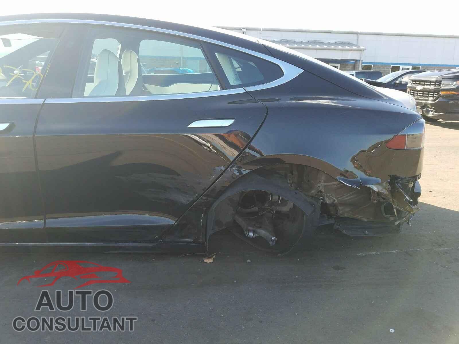 TESLA MODEL S 2019 - 5YJSA1E49KF337374