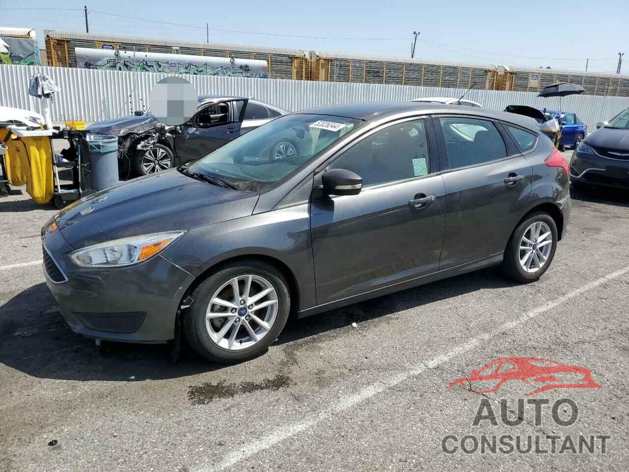 FORD FOCUS 2017 - 1FADP3K28HL284748