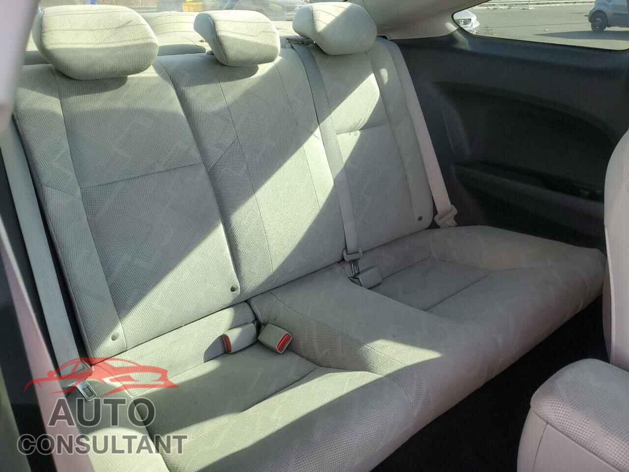 HONDA CIVIC 2012 - 2HGFG3B52CH558983
