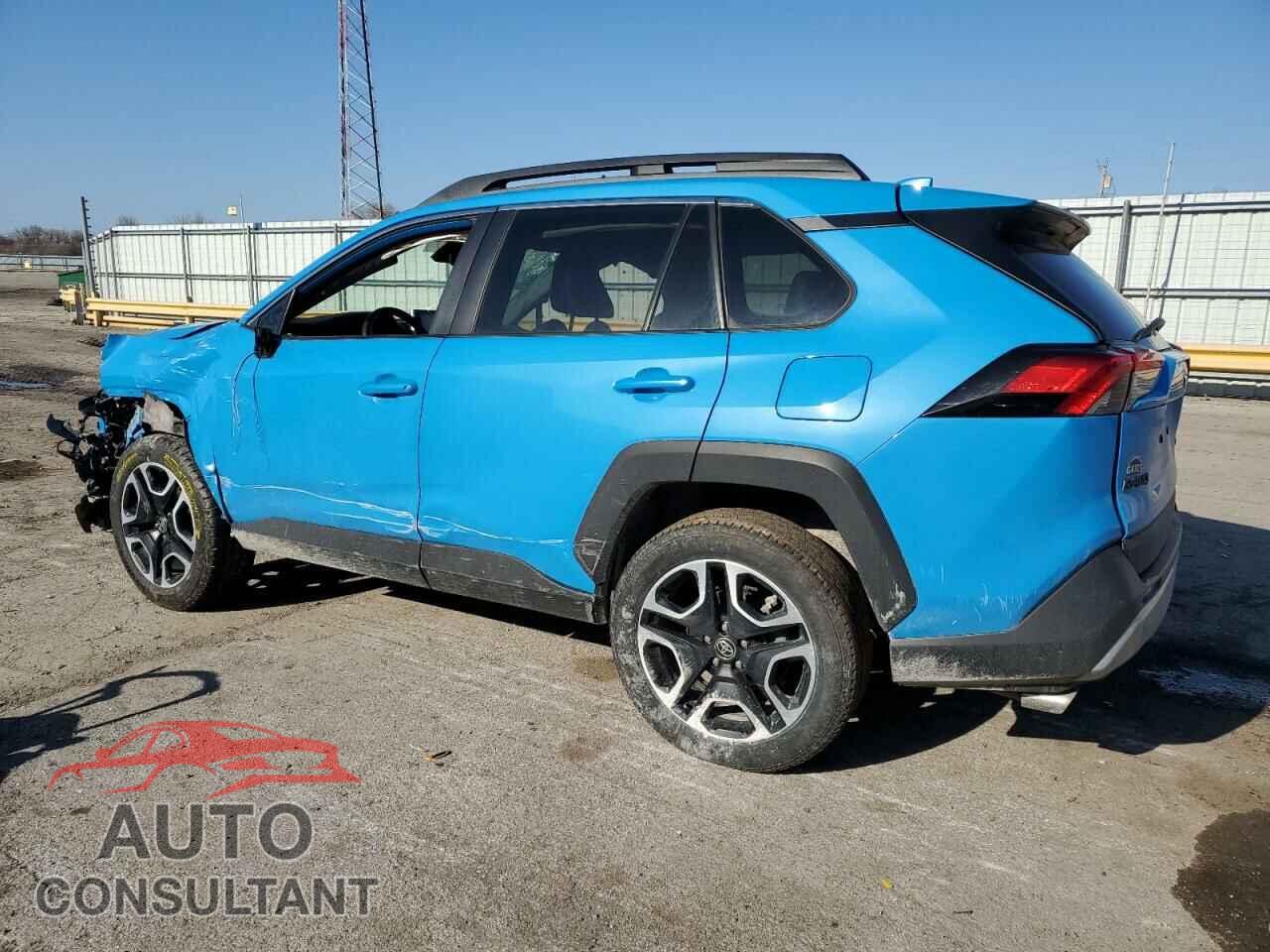 TOYOTA RAV4 2021 - 2T3J1RFV7MW214512