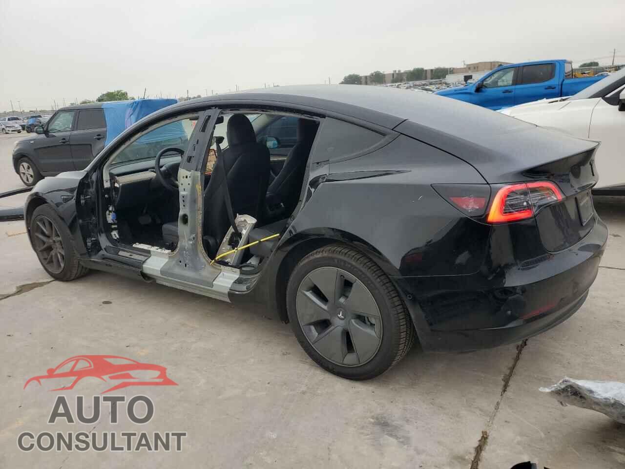 TESLA MODEL 3 2022 - 5YJ3E1EA3NF339012