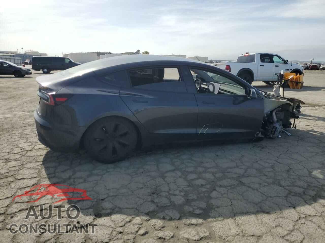 TESLA MODEL 3 2024 - 5YJ3E1EA6RF732122