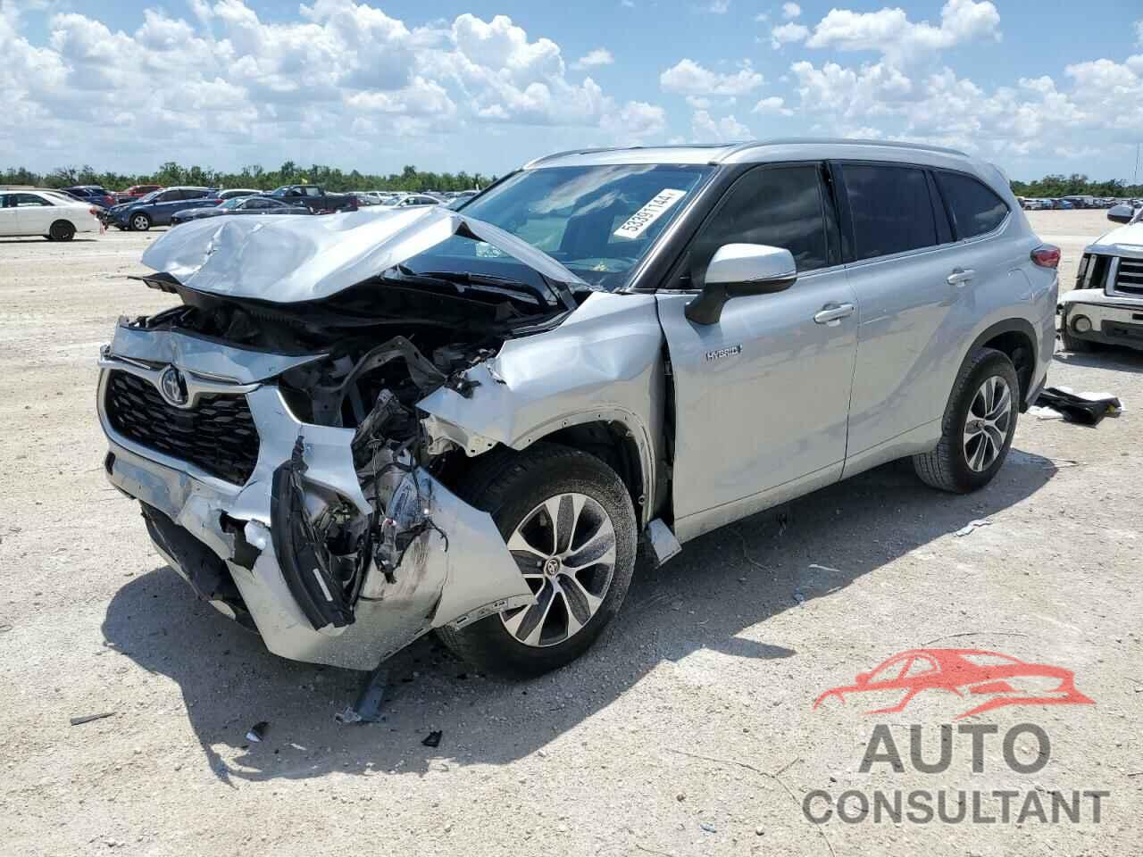 TOYOTA HIGHLANDER 2020 - 5TDGARAH0LS001011