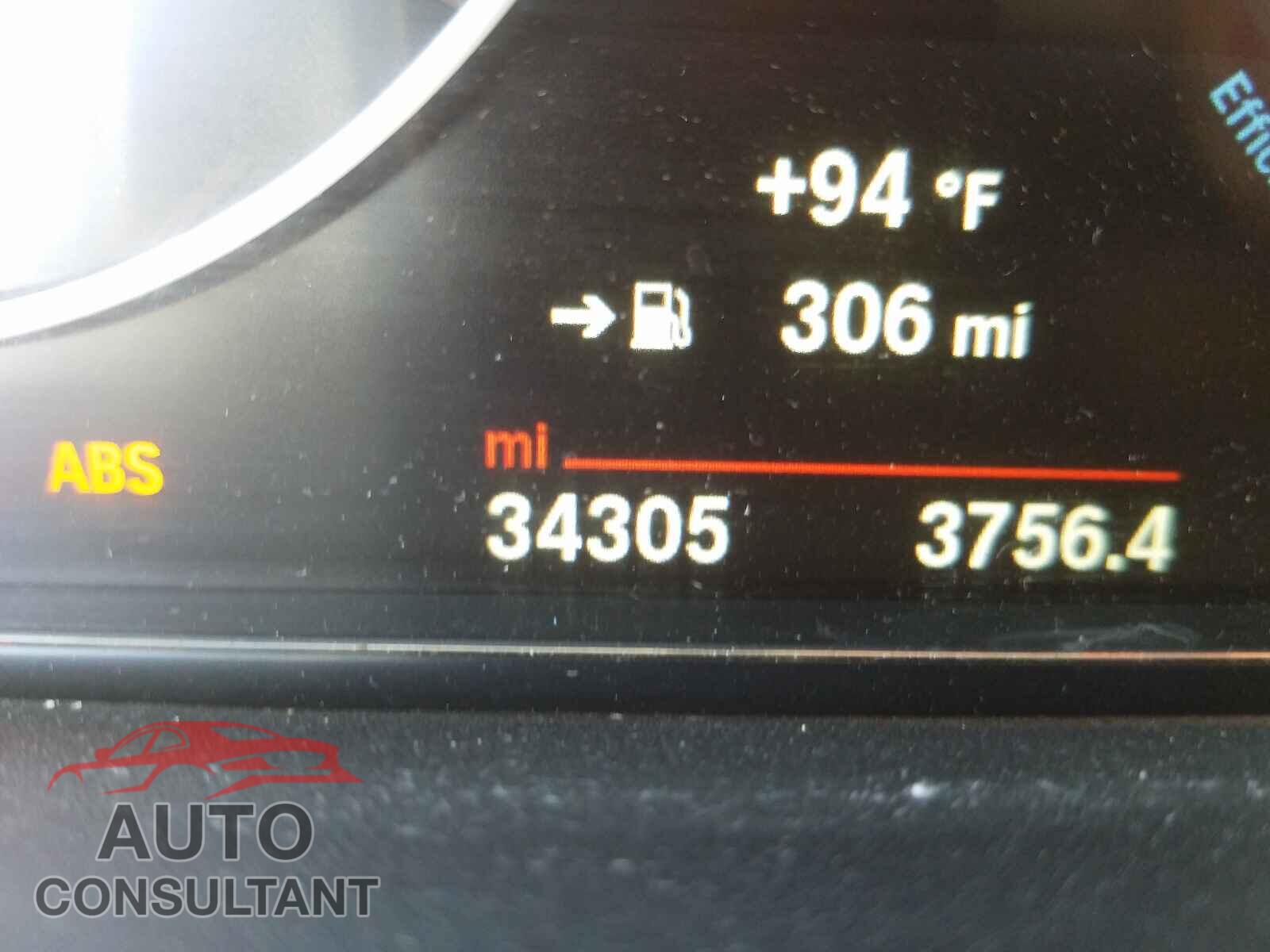 BMW 3 SERIES 2016 - WBA8E3G59GNU04934