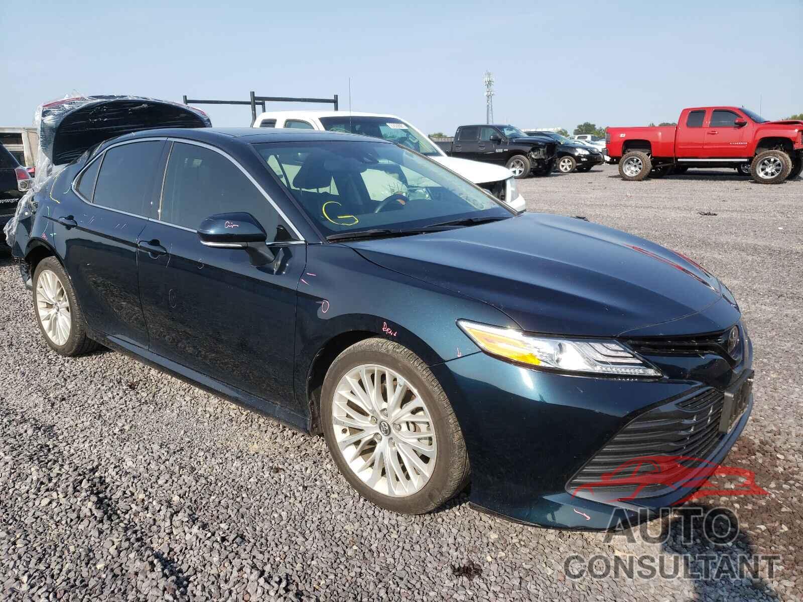 TOYOTA CAMRY 2020 - 4T1F11AK4LU922812