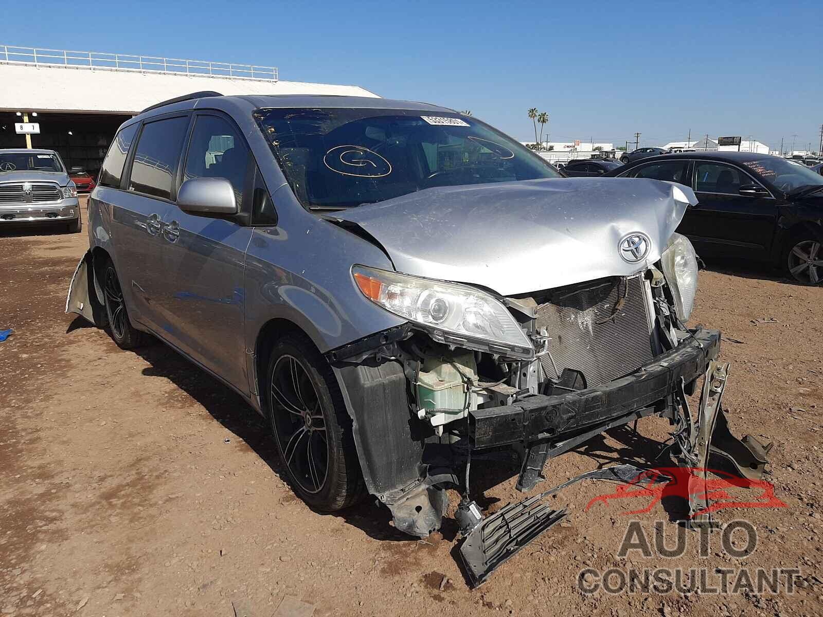 TOYOTA SIENNA 2016 - 5TDYK3DC9GS719371