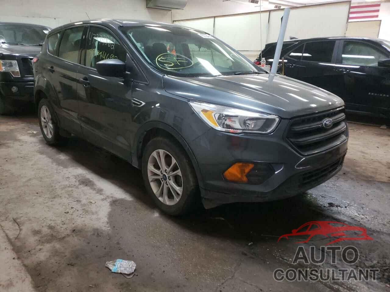 FORD ESCAPE 2017 - 1FMCU0F77HUA27122