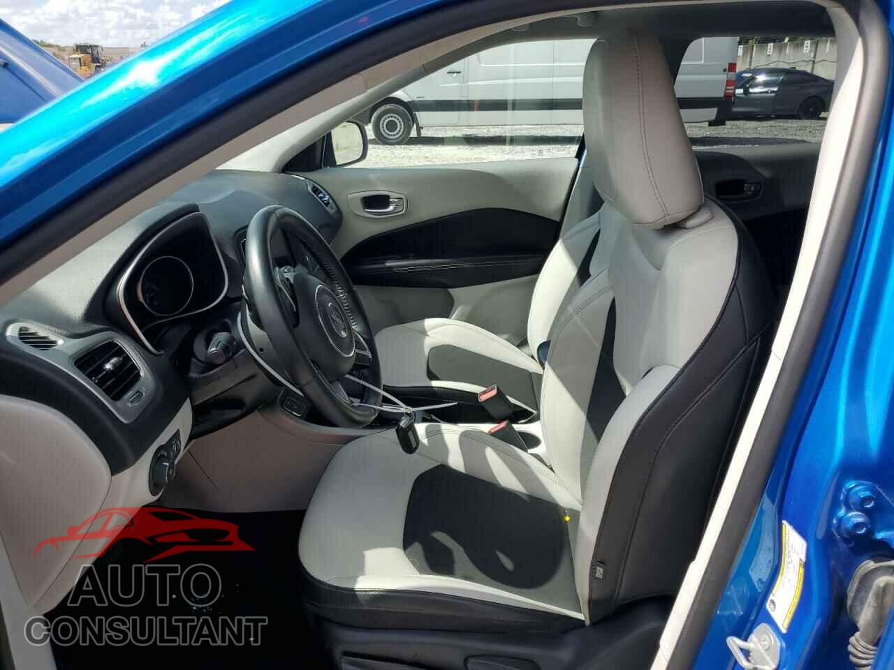 JEEP COMPASS 2019 - 3C4NJCBB5KT711444