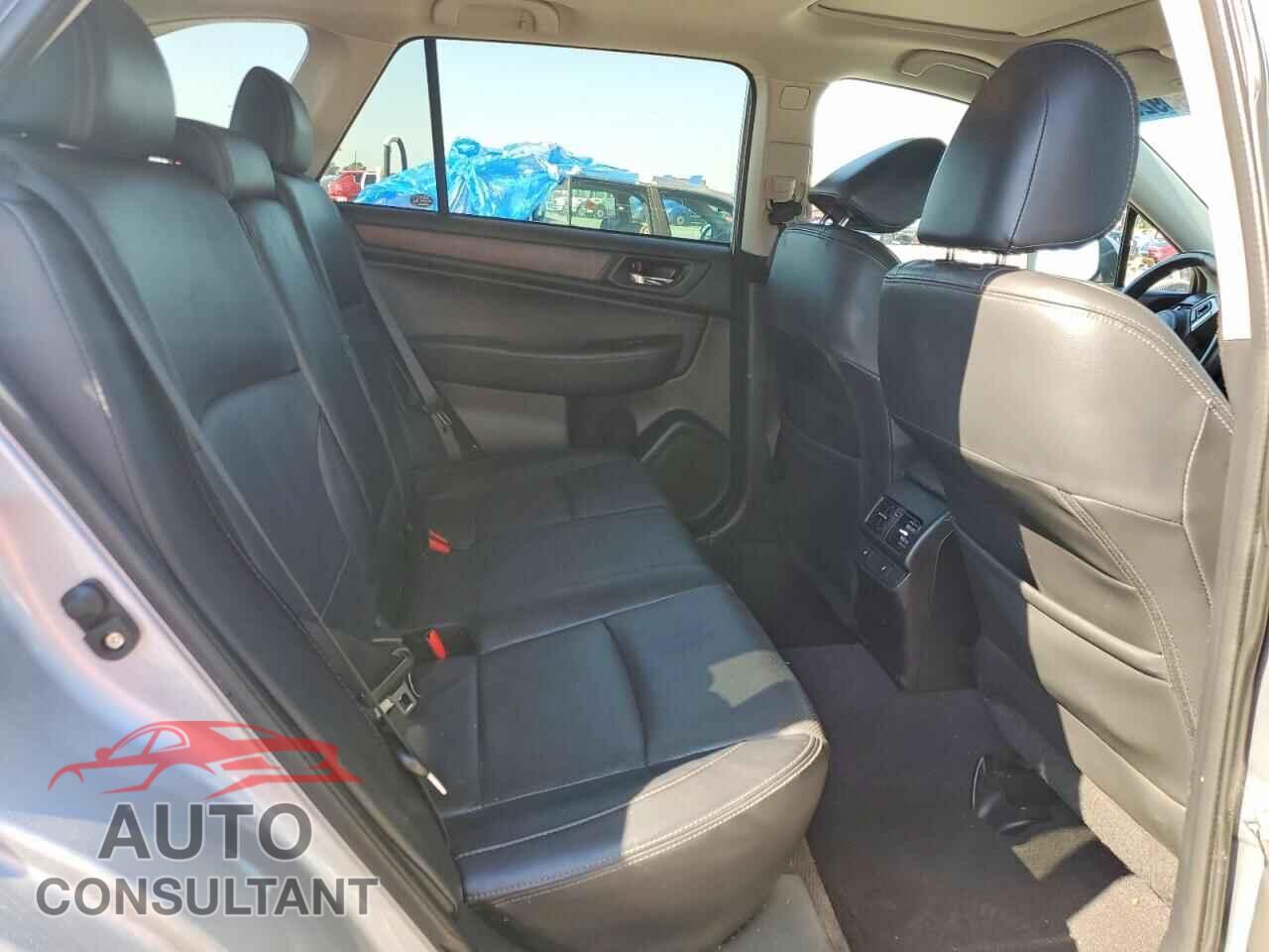 SUBARU OUTBACK 2017 - 4S4BSAKC2H3302881