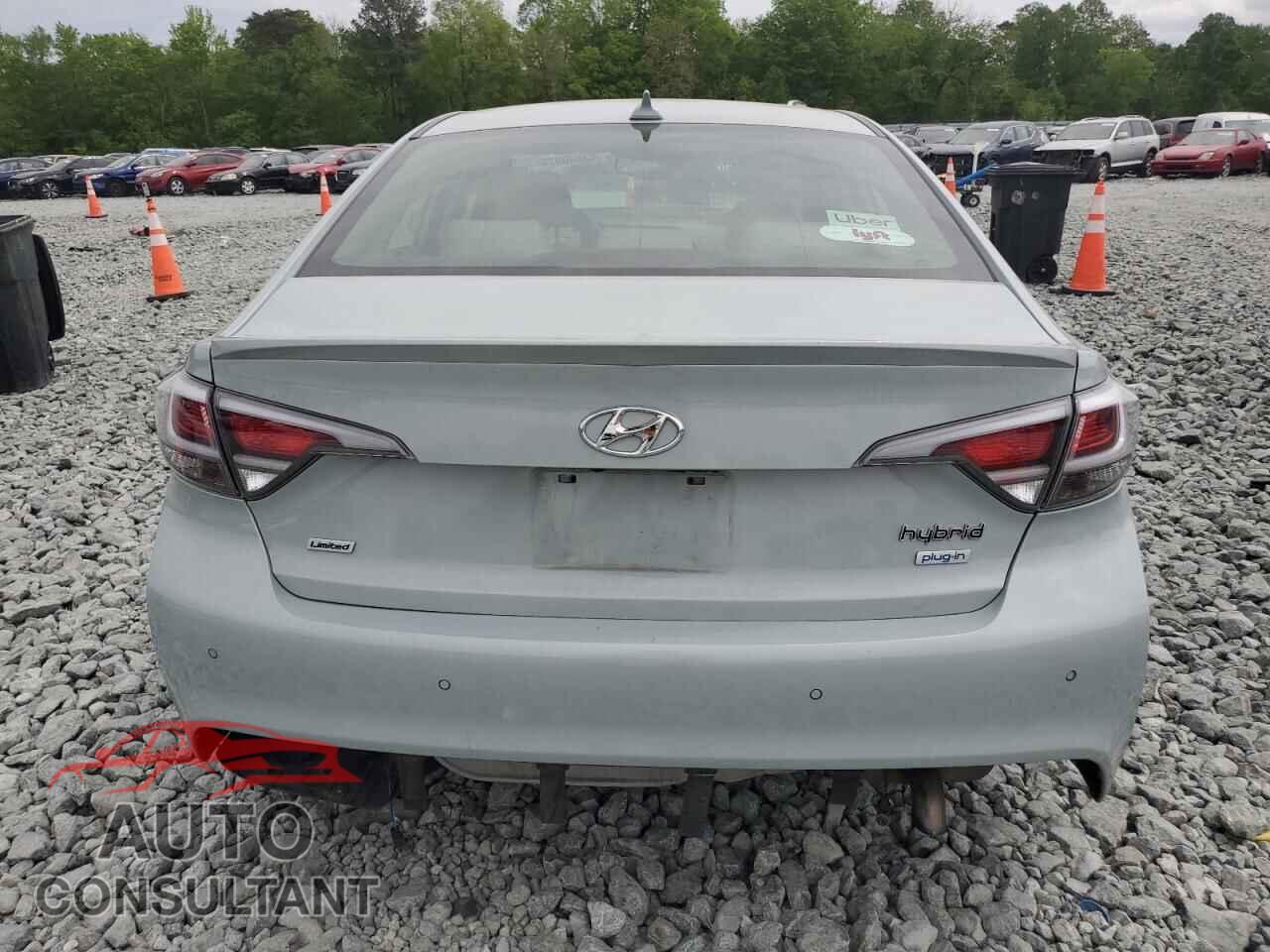 HYUNDAI SONATA 2016 - KMHE54L29GA031663