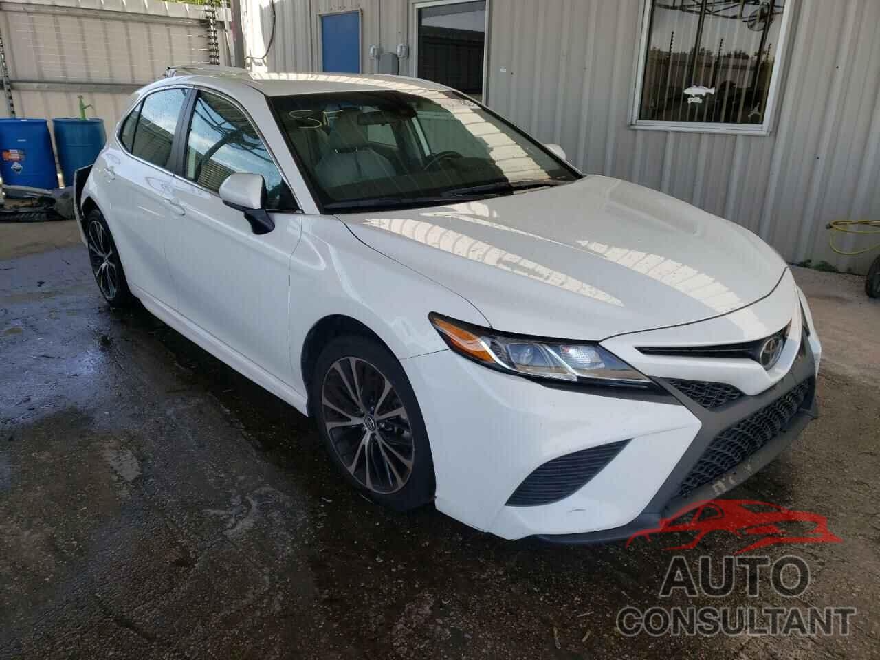 TOYOTA CAMRY 2020 - 4T1G11AK6LU885699