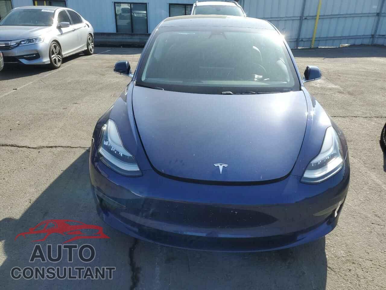TESLA MODEL 3 2018 - 5YJ3E1EB3JF083988