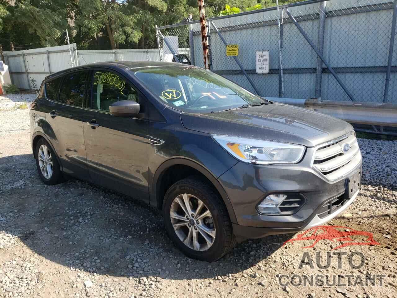 FORD ESCAPE 2017 - 1FMCU9GD7HUF00218