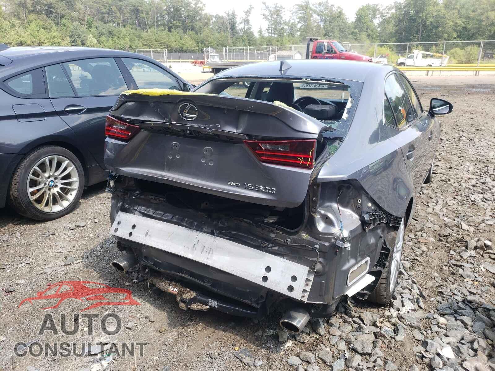 LEXUS IS 2016 - JTHCM1D25G5010859