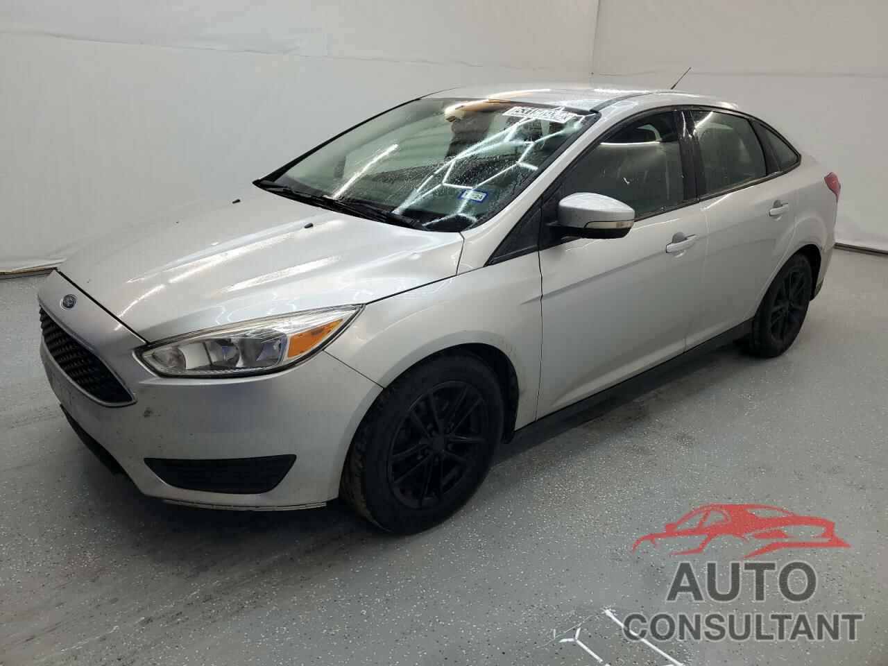 FORD FOCUS 2018 - 1FADP3F24JL238446