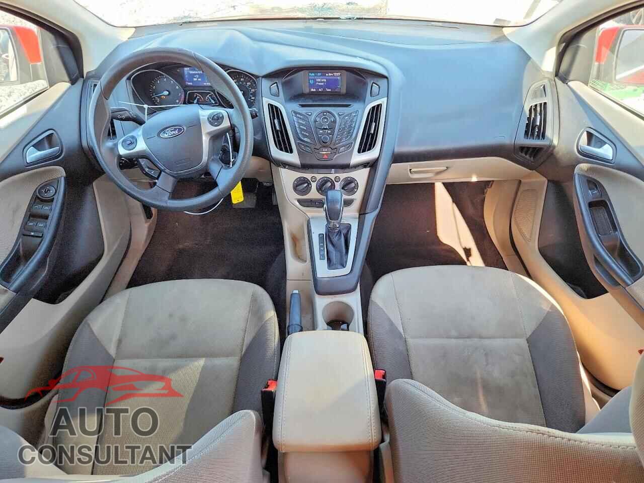 FORD FOCUS 2014 - 1FADP3K22EL210771