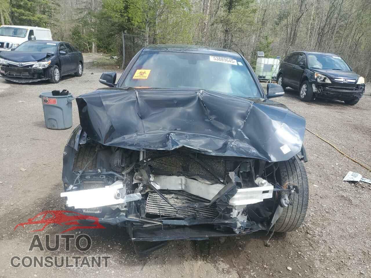 BMW 3 SERIES 2012 - WBA3A5C52CF257643