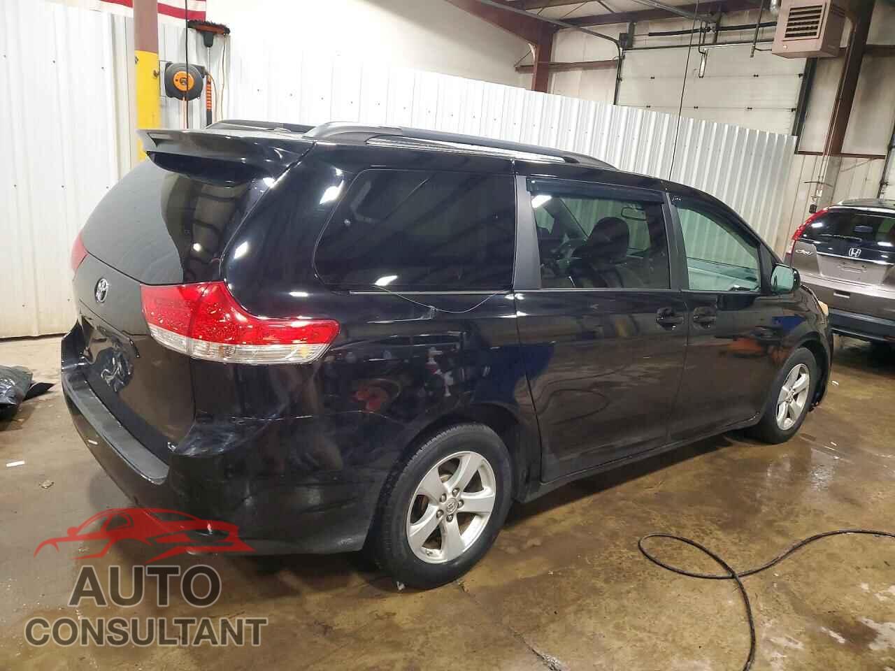 TOYOTA SIENNA 2012 - 5TDKK3DC2CS268526