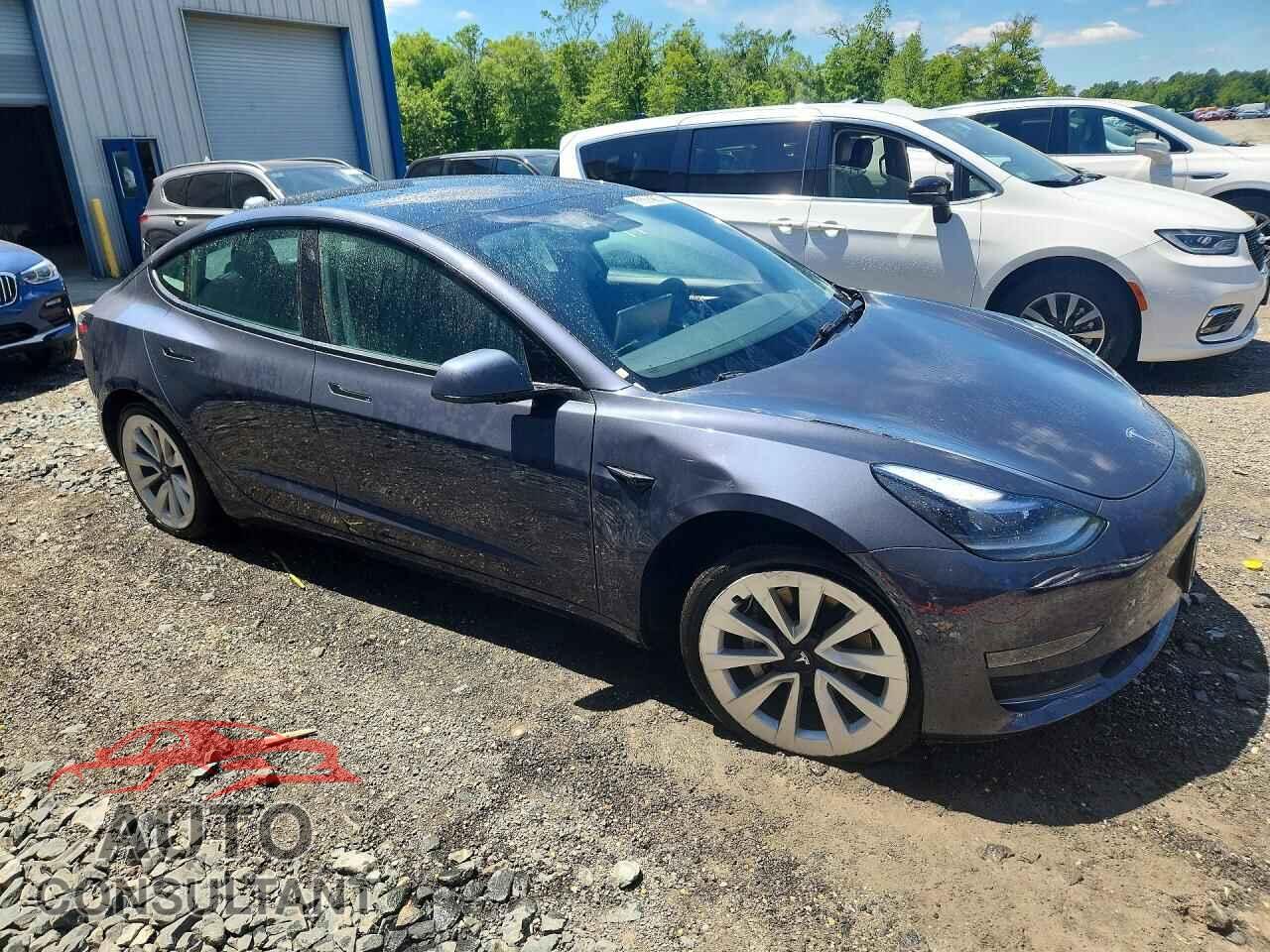 TESLA MODEL 3 2022 - 5YJ3E1EA9NF369356