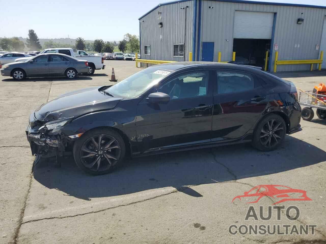 HONDA CIVIC 2018 - SHHFK7H93JU411233