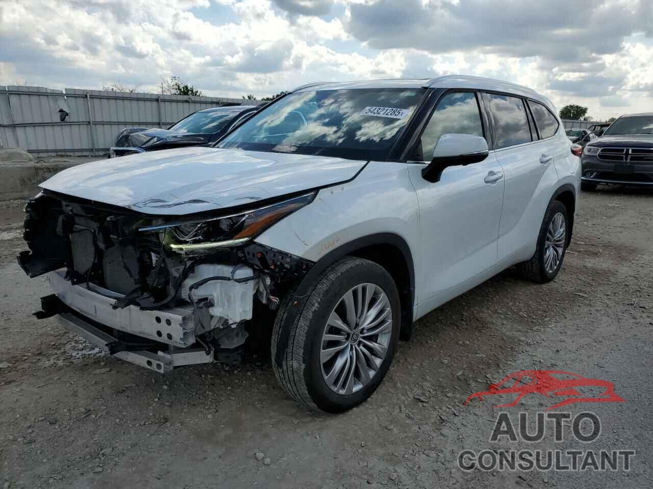 TOYOTA HIGHLANDER 2023 - 5TDKDRBH4PS510752
