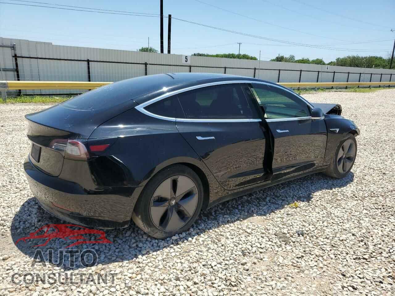 TESLA MODEL 3 2019 - 5YJ3E1EA8KF192889