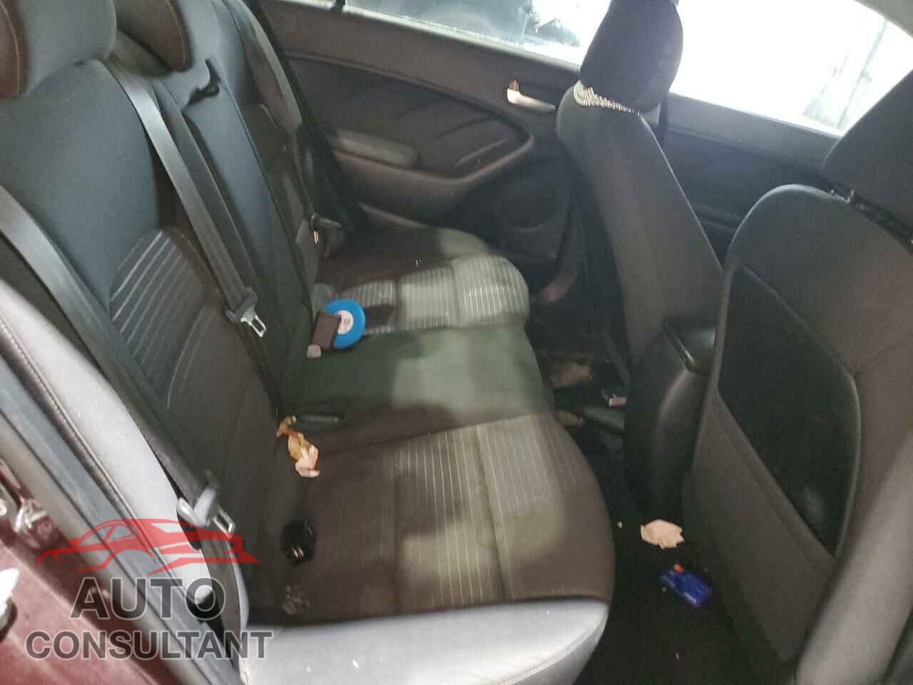 KIA FORTE 2017 - 3KPFL4A71HE041387