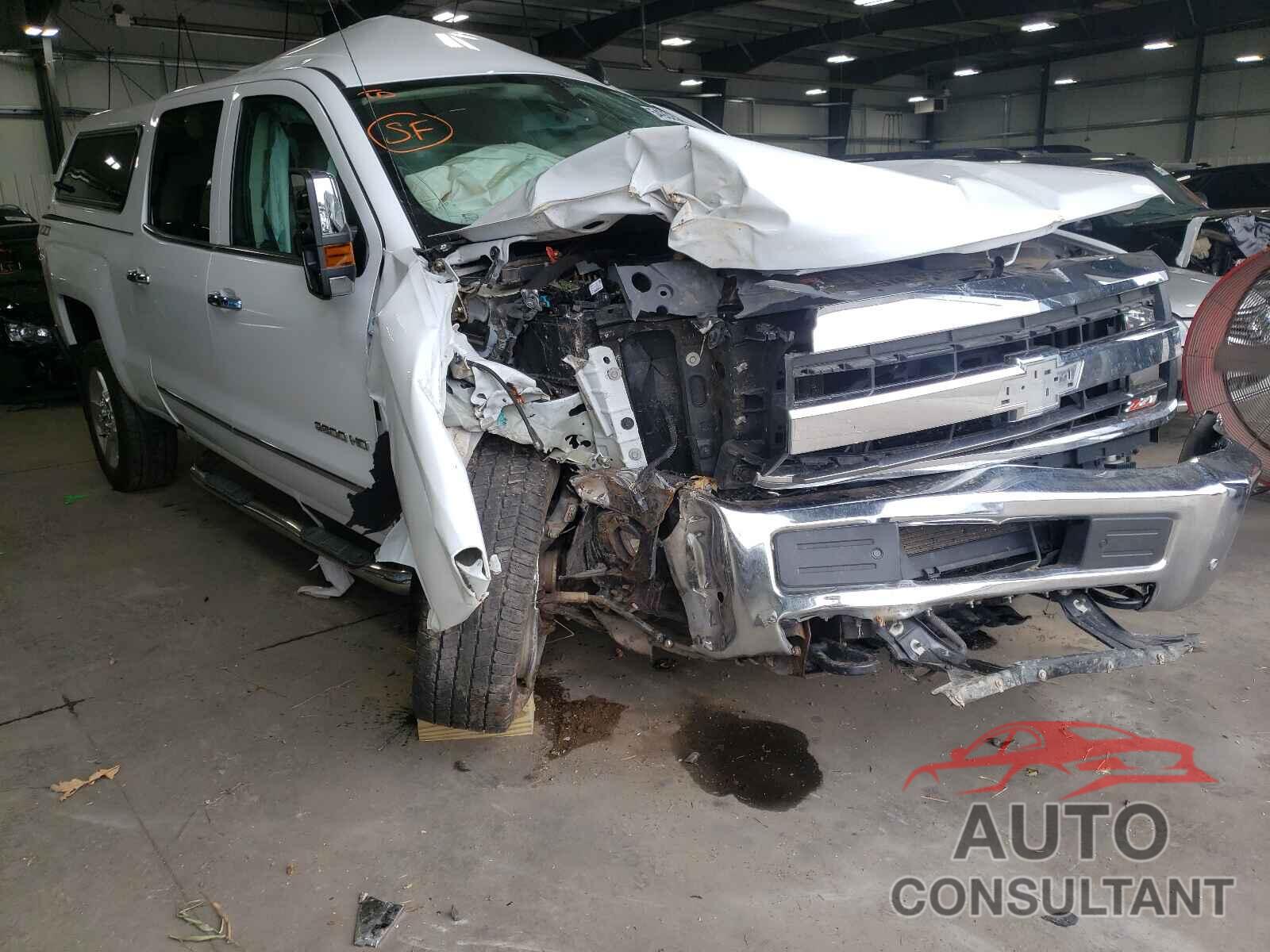 CHEVROLET SILVERADO 2018 - 1GC1KWEG0JF214055