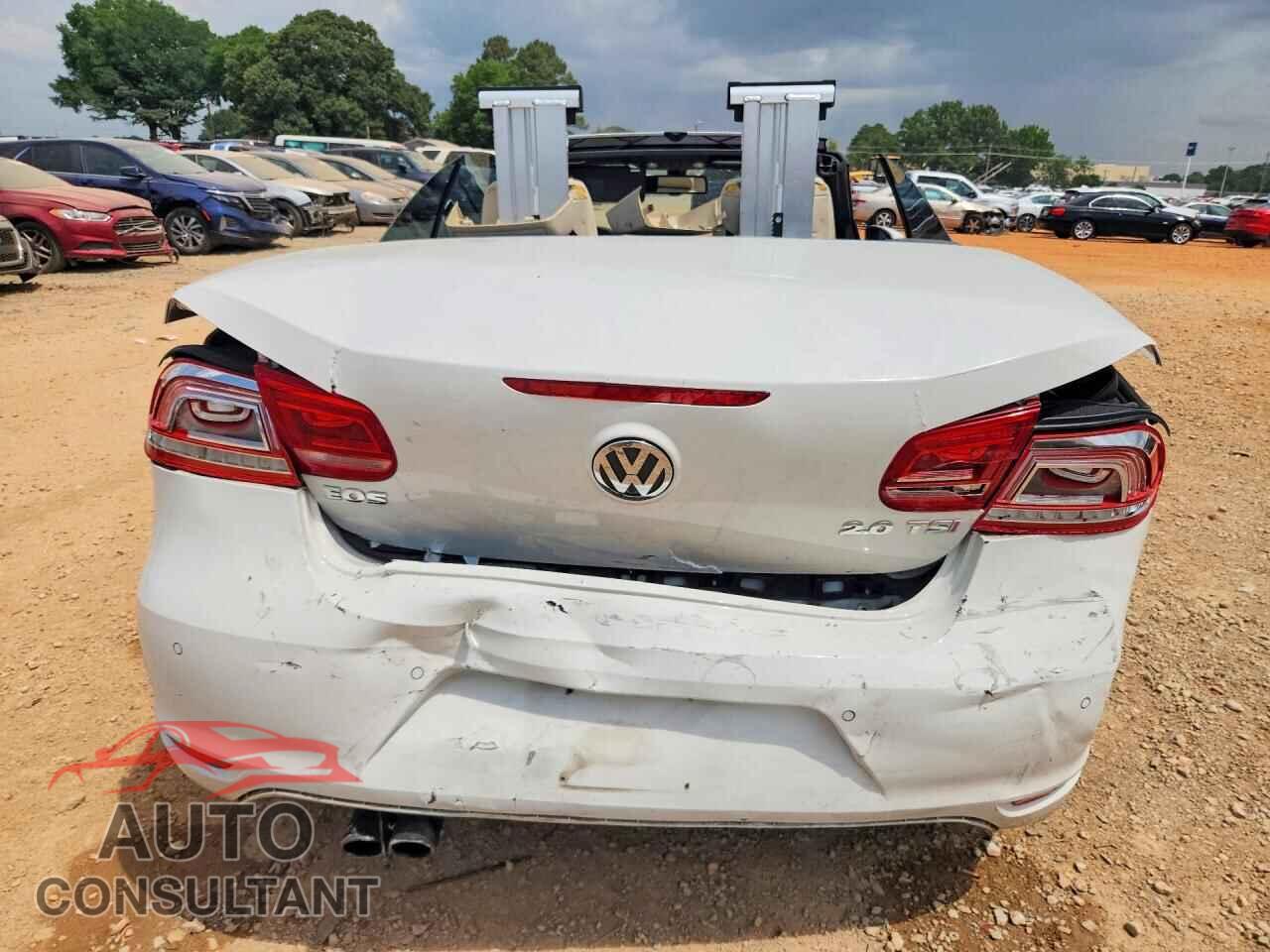 VOLKSWAGEN EOS 2012 - WVWFW7AH8CV003354
