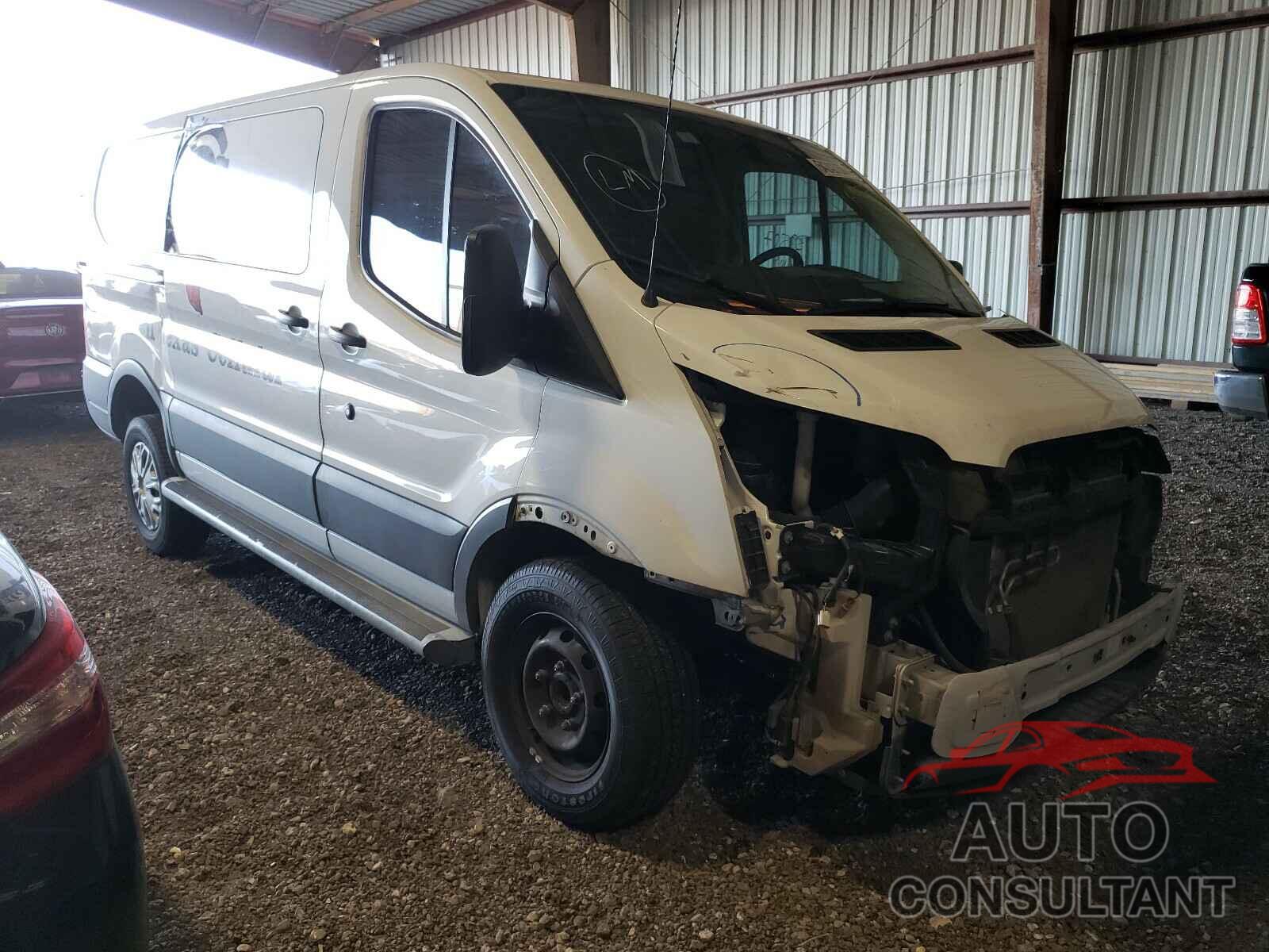 FORD TRANSIT CO 2018 - 1FTYR1YM3JKA92572