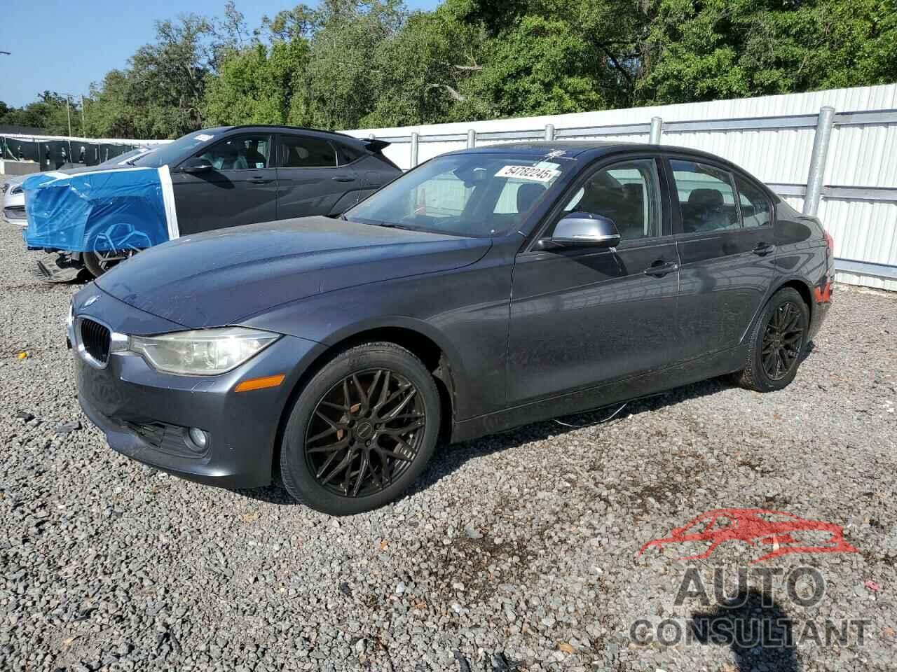 BMW 3 SERIES 2013 - WBA3C1C53DF444751