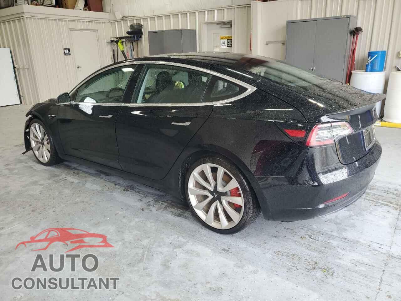 TESLA MODEL 3 2018 - 5YJ3E1EB7JF105443