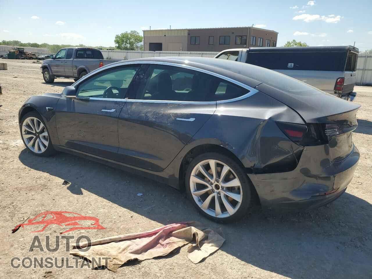 TESLA MODEL 3 2018 - 5YJ3E1EB4JF116531