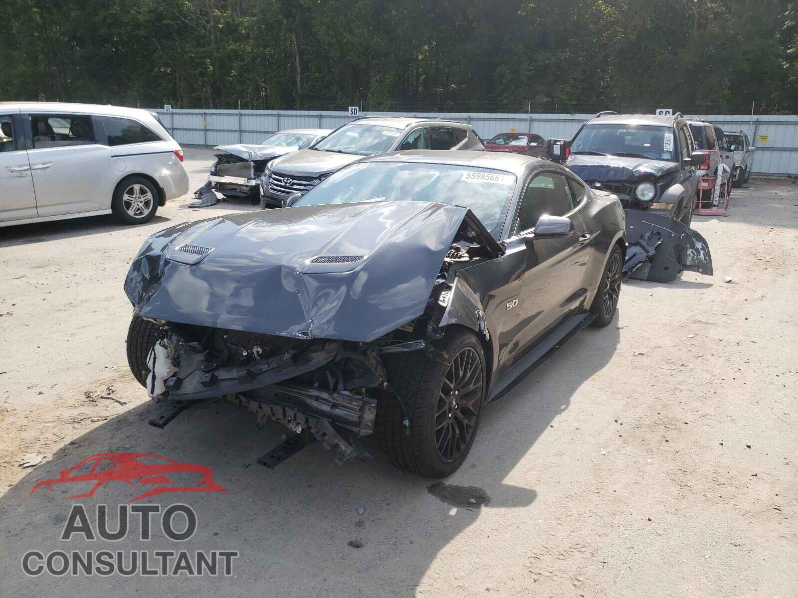FORD MUSTANG 2018 - 1FA6P8CF0J5113400