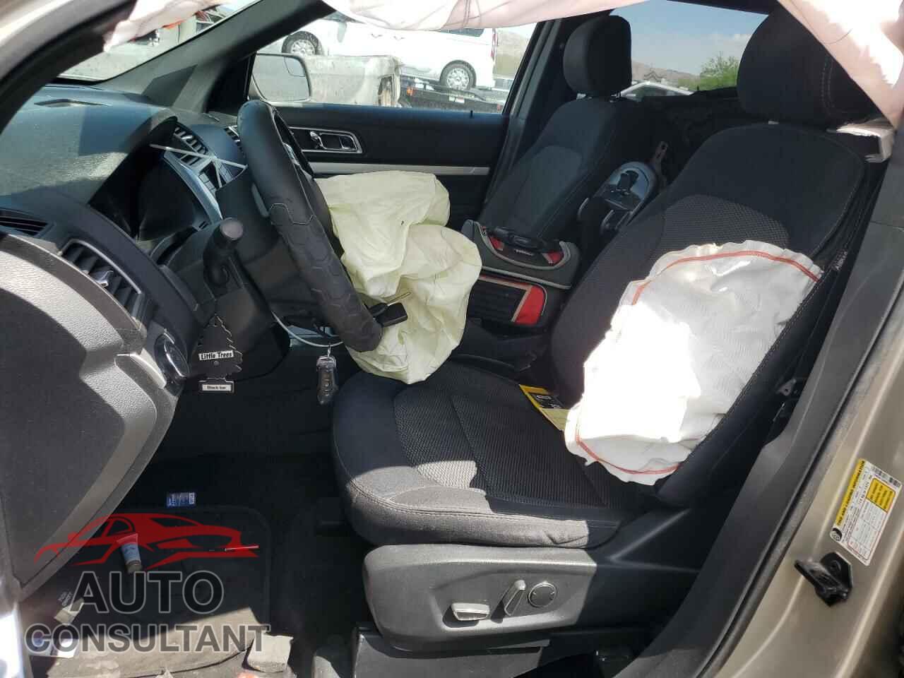FORD EXPLORER 2017 - 1FM5K7D88HGC77177
