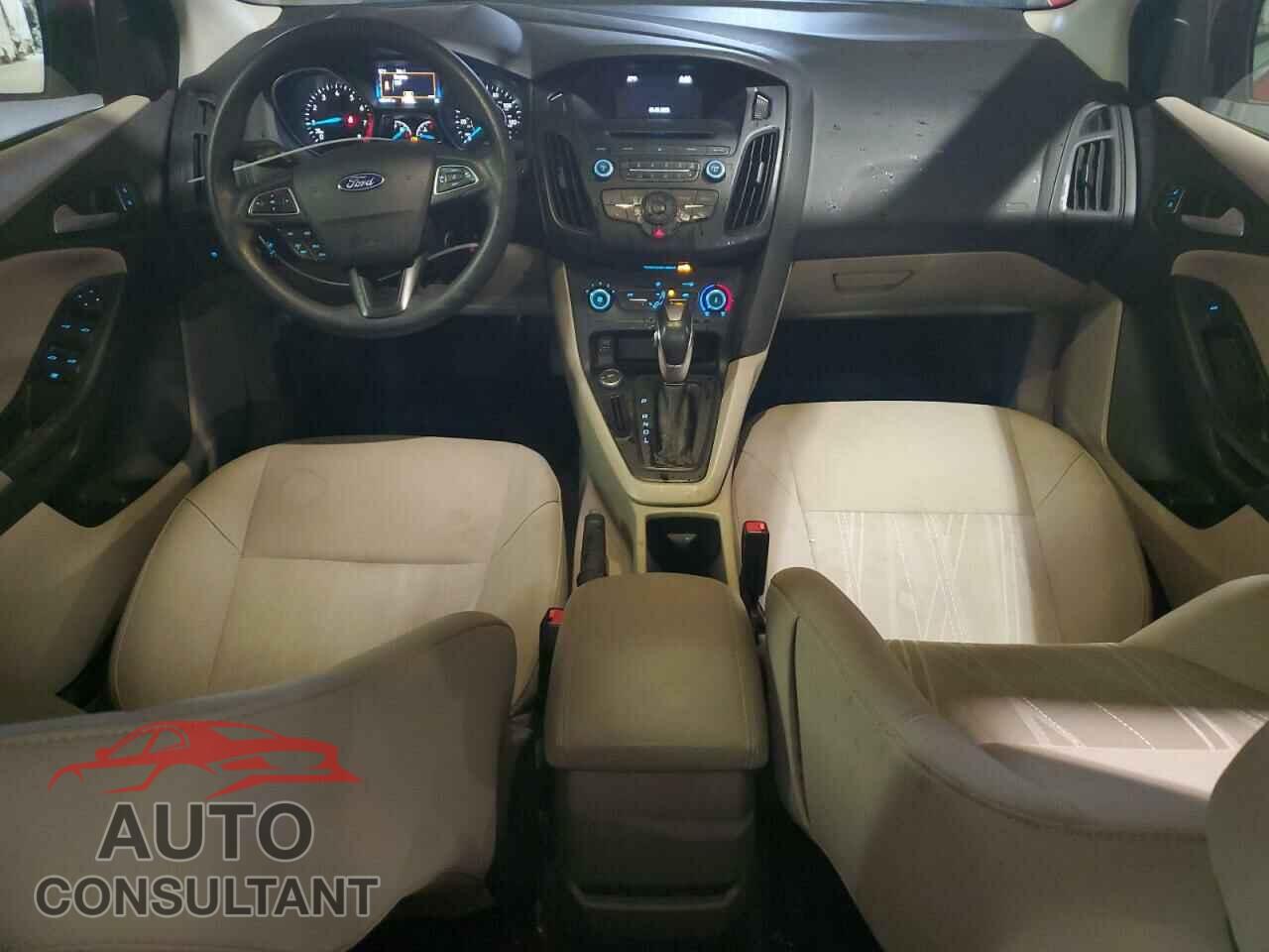 FORD FOCUS 2015 - 1FADP3F29FL379536