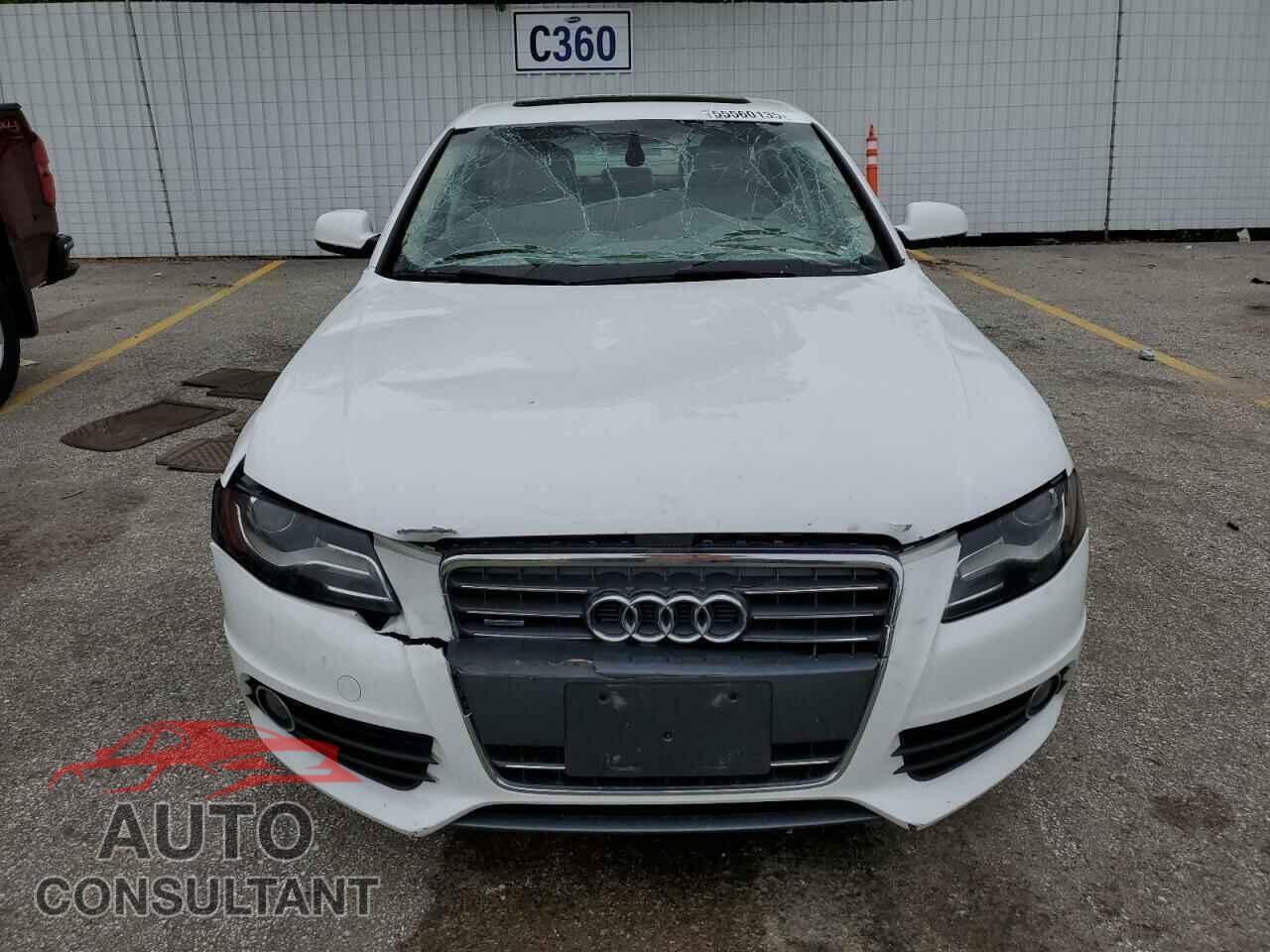 AUDI A4 2012 - WAUFFAFLXCN011690