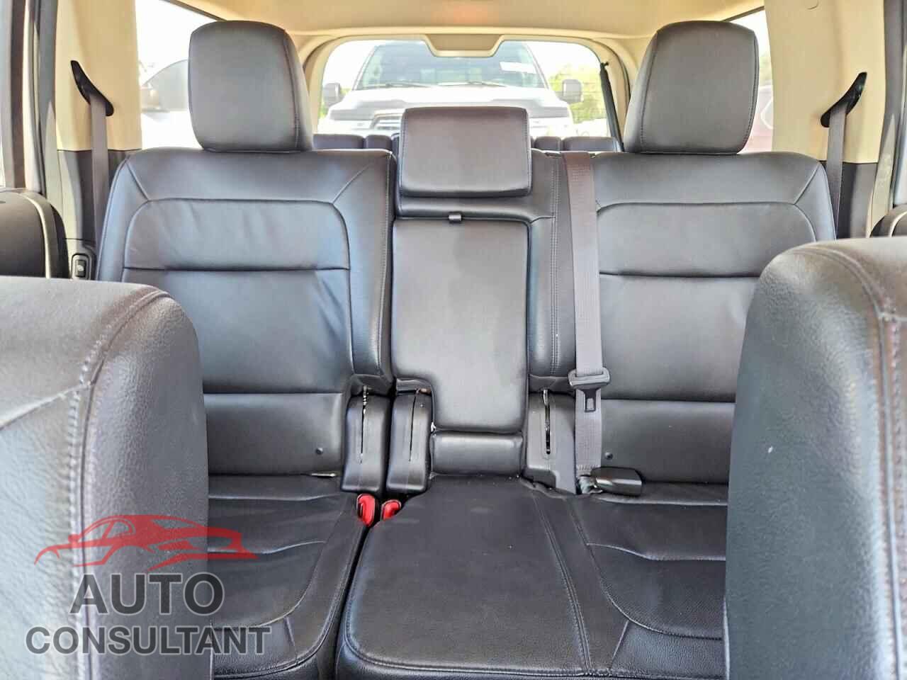 FORD FLEX 2019 - 2FMHK6D83KBA06193