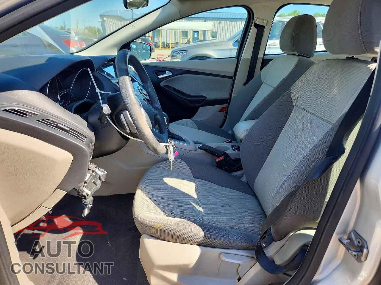 FORD FOCUS 2013 - 1FADP3F24DL129098