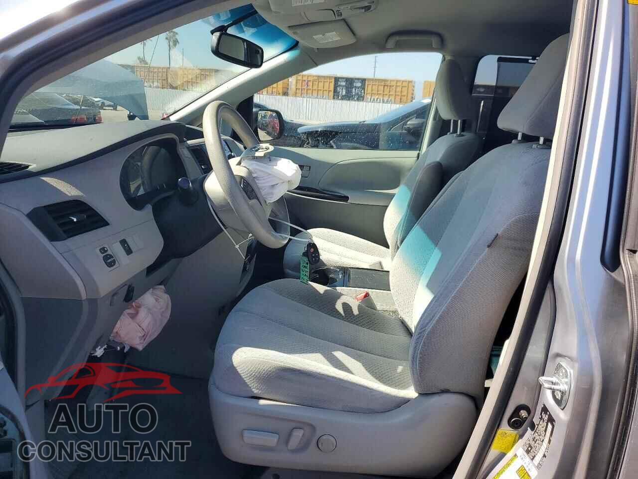 TOYOTA SIENNA 2012 - 5TDKK3DC4CS261013