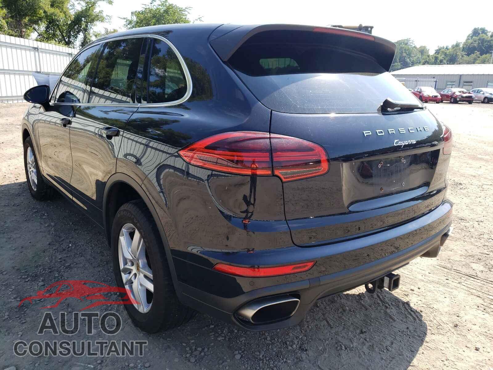 PORSCHE CAYENNE 2016 - WP1AA2A29GKA14117