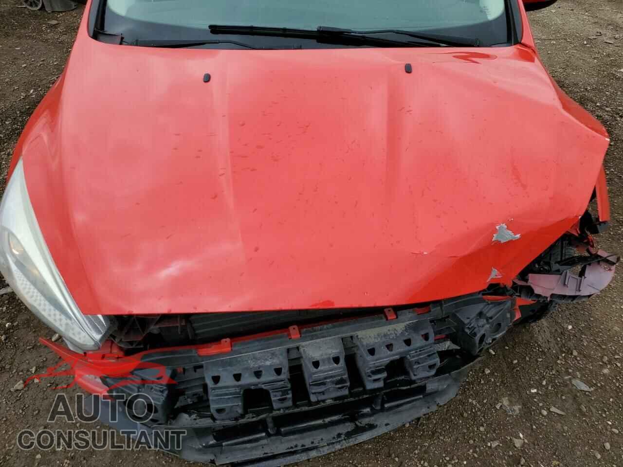 FORD FOCUS 2017 - 1FADP3K29HL278067