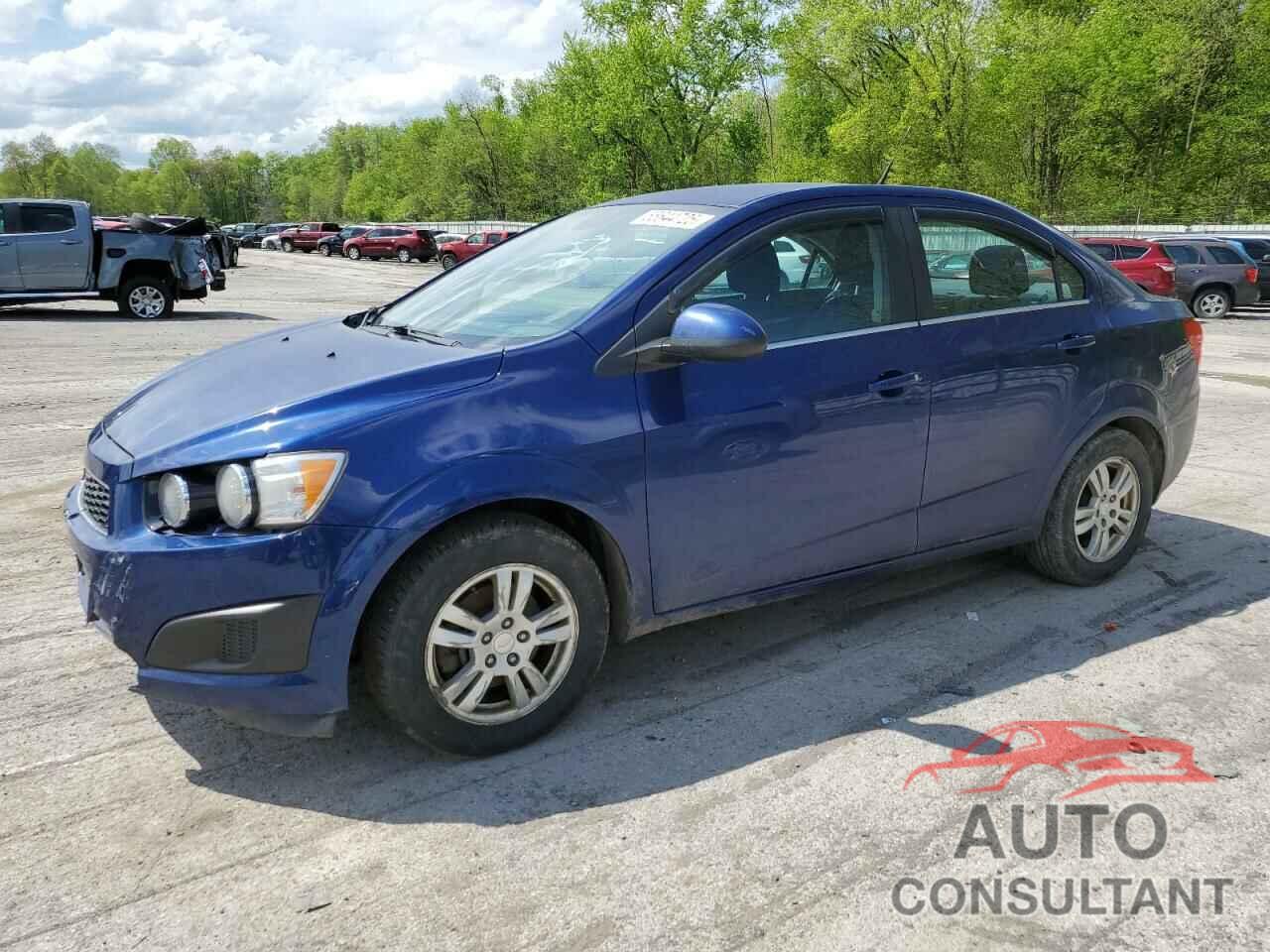CHEVROLET SONIC 2013 - 1G1JC5SG8D4173131