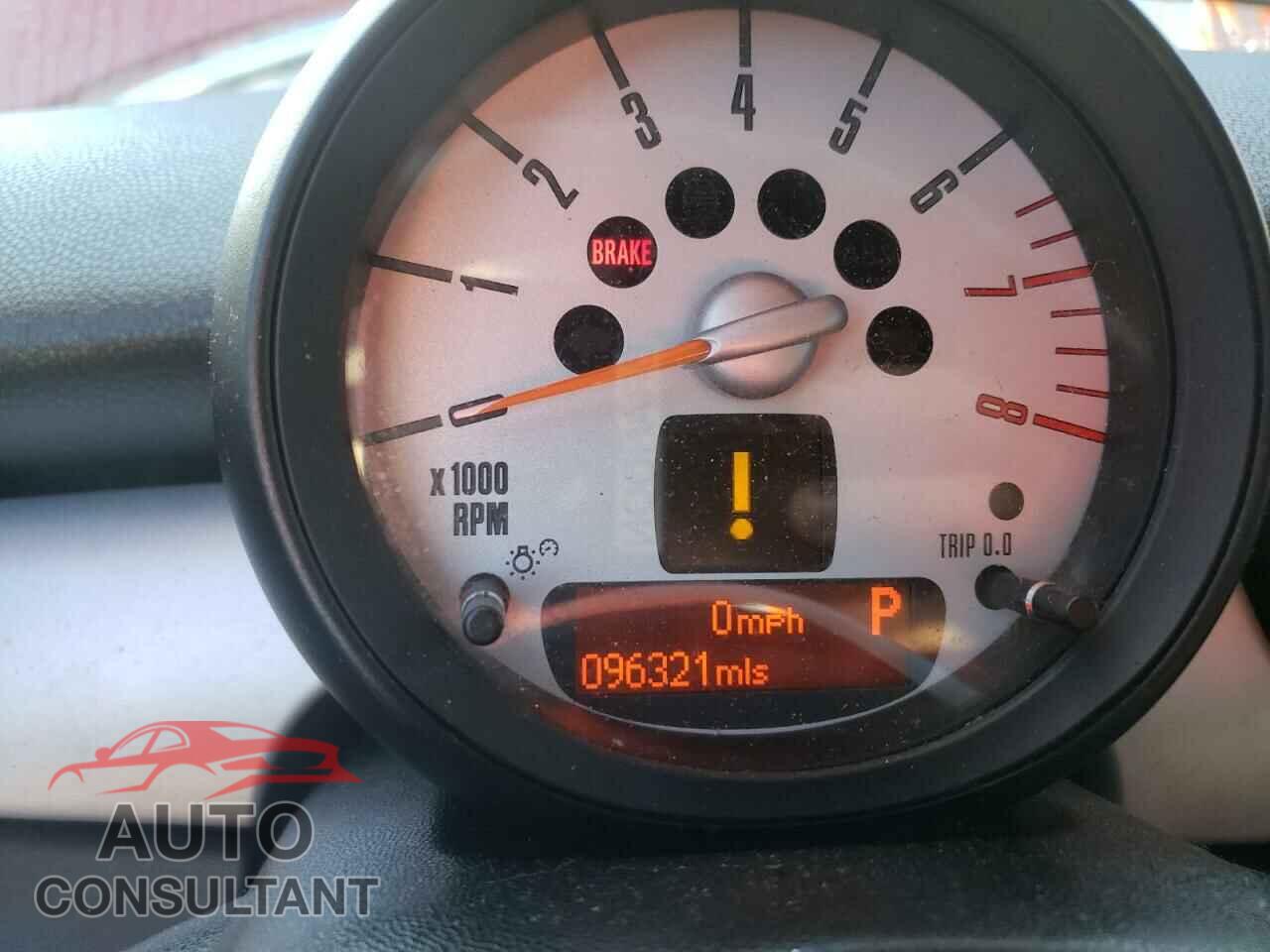 MINI COOPER 2013 - WMWSU3C55DT677469