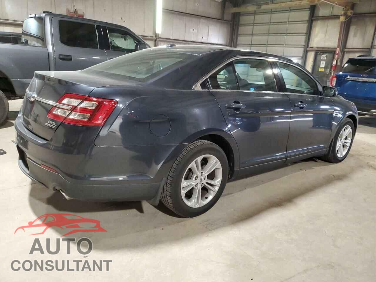 FORD TAURUS 2017 - 1FAHP2E88HG125393