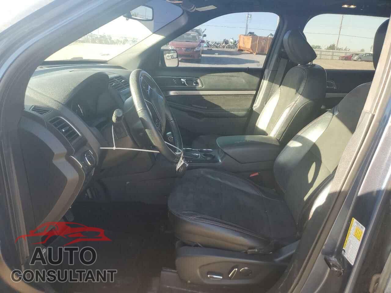 FORD EXPLORER 2018 - 1FM5K7D86JGB07924
