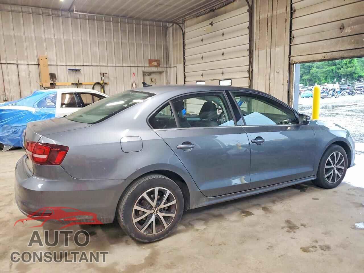 VOLKSWAGEN JETTA 2017 - 3VWDB7AJ8HM221122