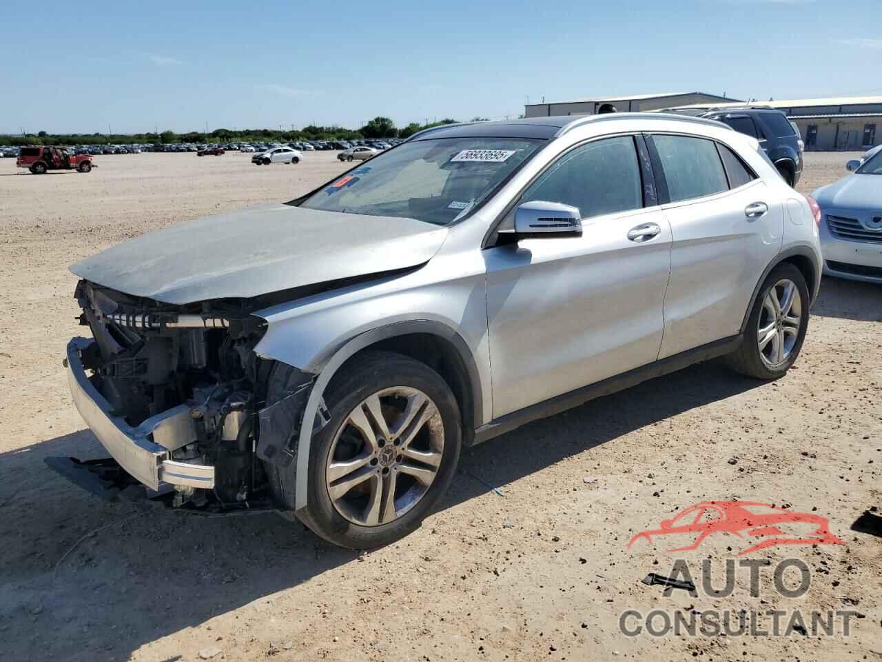 MERCEDES-BENZ GLA-CLASS 2019 - WDCTG4EB4KU013107